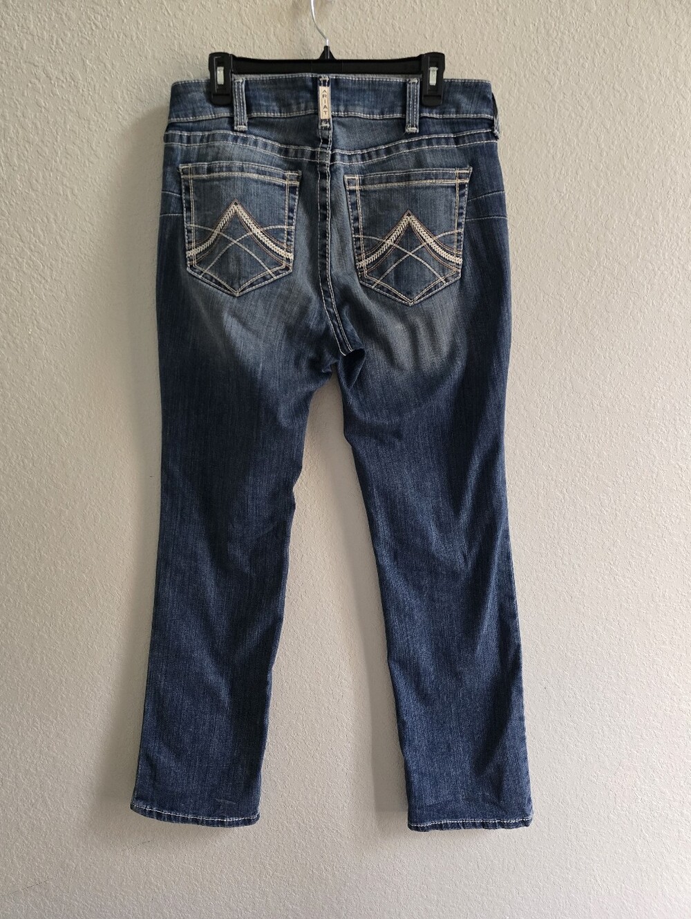Ariat Women’s Mid‑Rise Straight‑Leg Jeans – Size 31R – Blue Denim - Picture 3 of 6